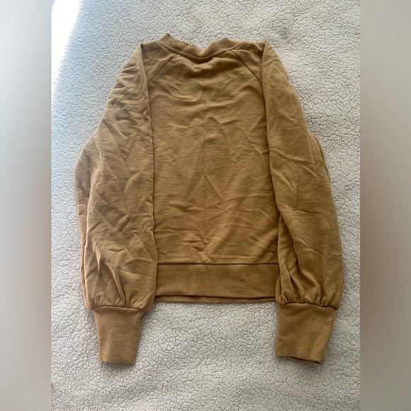 Who What Wear Womens Side Button Ruched Crew Neck Beige Sweatshirt - Picture 7 of 9